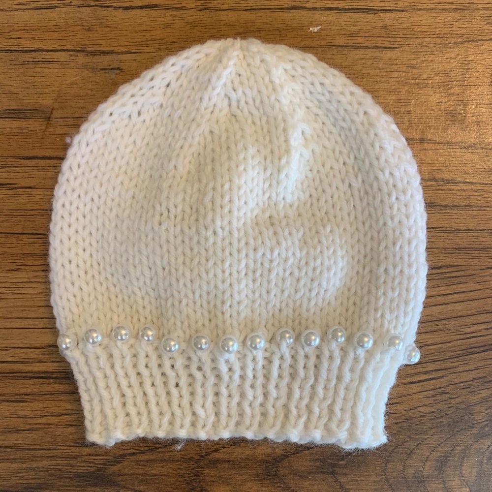White String of Pearls Baby Hat